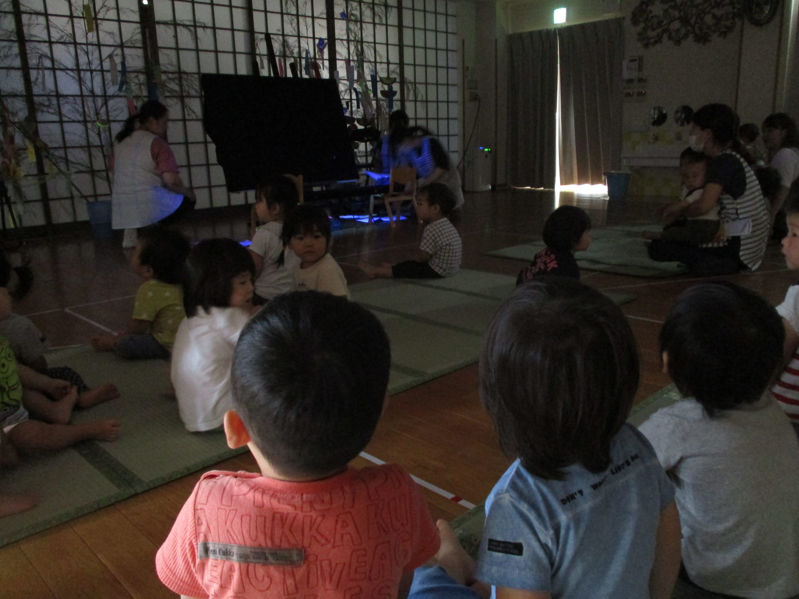 保育風景 7 7 七夕まつり 青い鳥学園