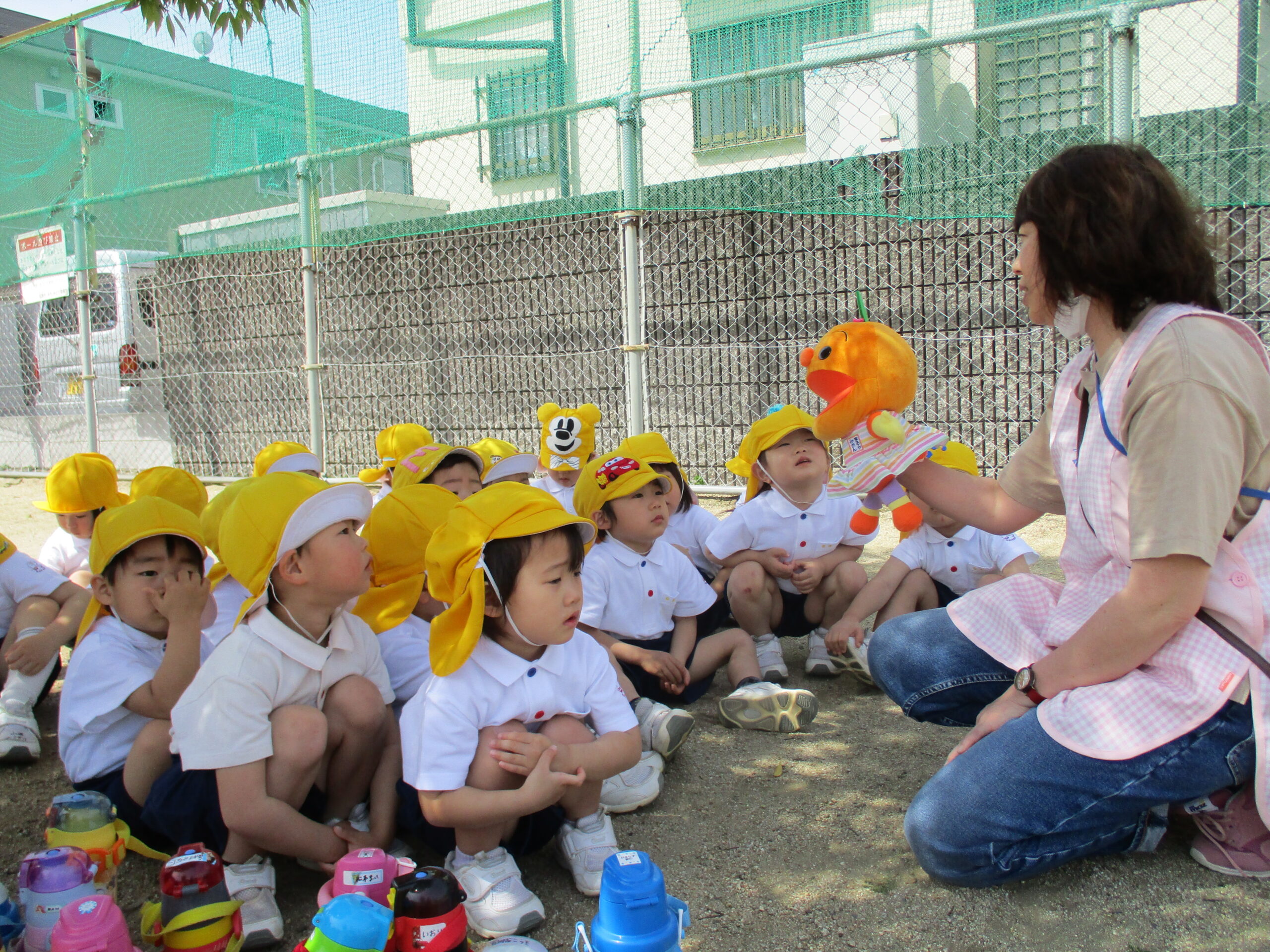 保育風景 4月23日 お散歩遠足3歳児 青い鳥学園